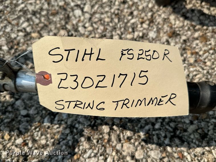 image for item NV9273 Lawn and garden equipment