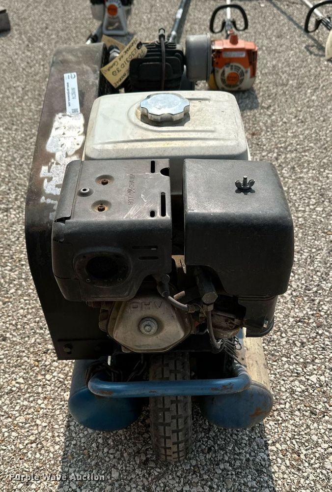 image for item NV9274 2007 Puma TUE8008GE  air compressor