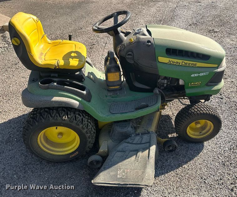 image for item OC9450 2007 John Deere LA140  lawn mower