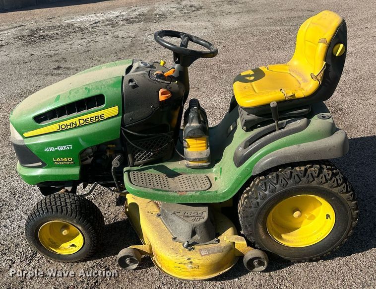 image for item OC9450 2007 John Deere LA140  lawn mower