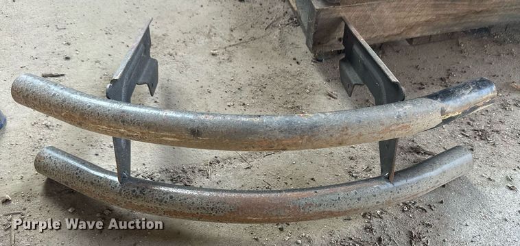 image for item OC9450 2007 John Deere LA140  lawn mower