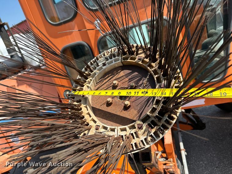 image for item OF9414 2005 Broce RJ350  broom