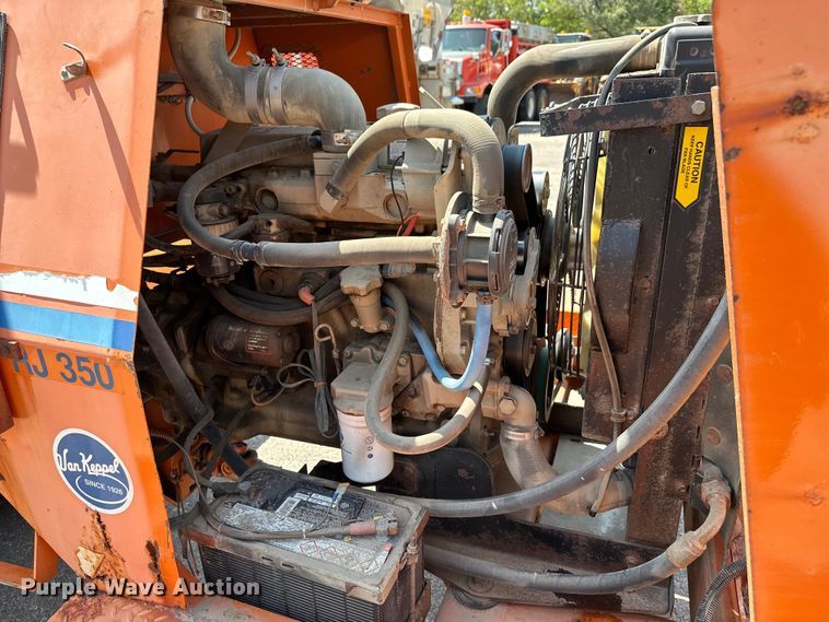 image for item OF9414 2005 Broce RJ350  broom