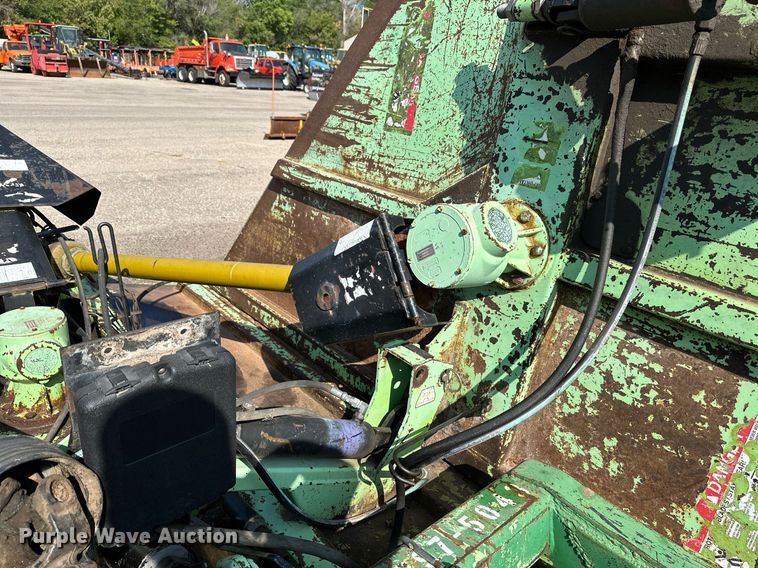 image for item OF9415 2003 Schulte XH1500  batwing rotary mower