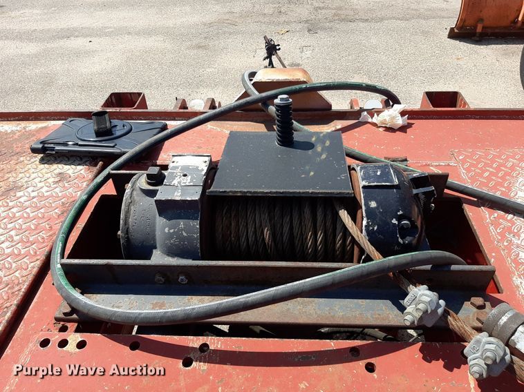 image for item OF9416 2004 Landoll 345C-35  tilt deck equipment trailer