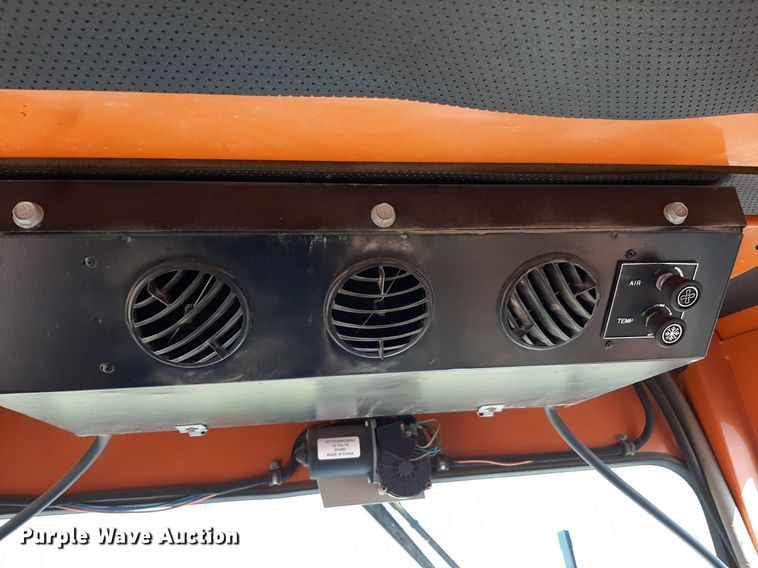 image for item OF9417 2006 Broce RJ350  broom