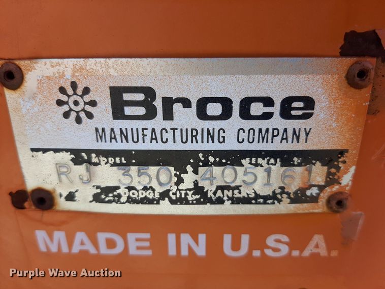 image for item OF9417 2006 Broce RJ350  broom