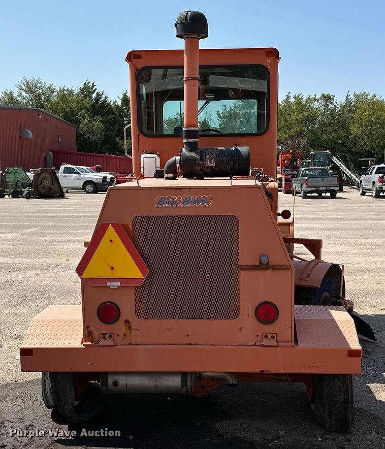 image for item OF9418 2001 Broce CR350  broom