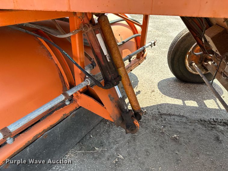 image for item OF9418 2001 Broce CR350  broom