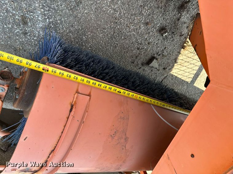 image for item OF9418 2001 Broce CR350  broom