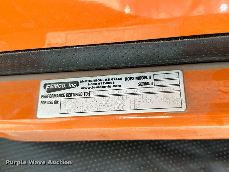 image for item OF9418 2001 Broce CR350  broom