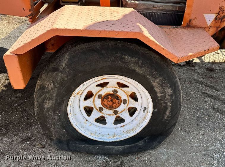 image for item OF9418 2001 Broce CR350  broom