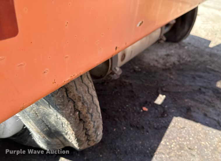 image for item OF9418 2001 Broce CR350  broom