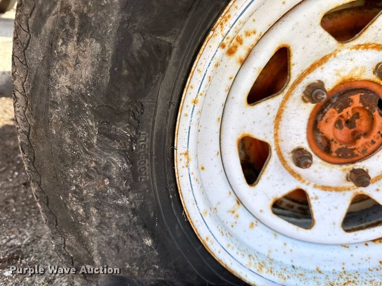 image for item OF9418 2001 Broce CR350  broom