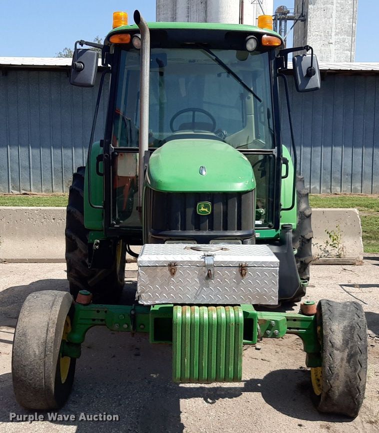 image for item OF9420 2007 John Deere 6415  tractor