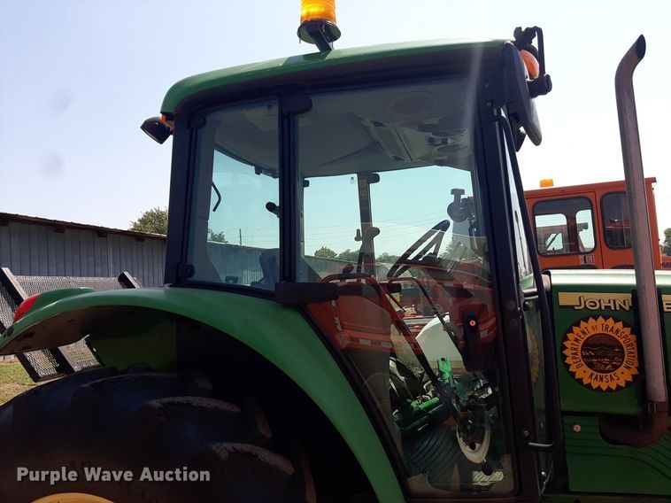 image for item OF9420 2007 John Deere 6415  tractor