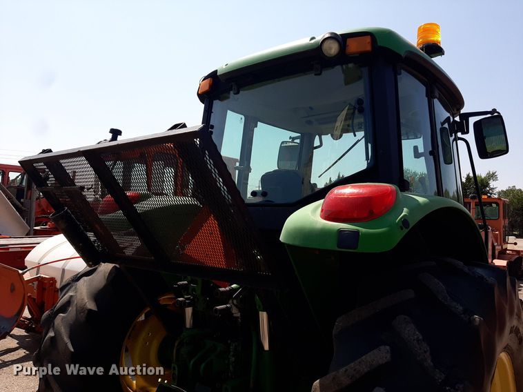 image for item OF9420 2007 John Deere 6415  tractor