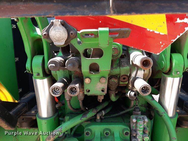 image for item OF9420 2007 John Deere 6415  tractor