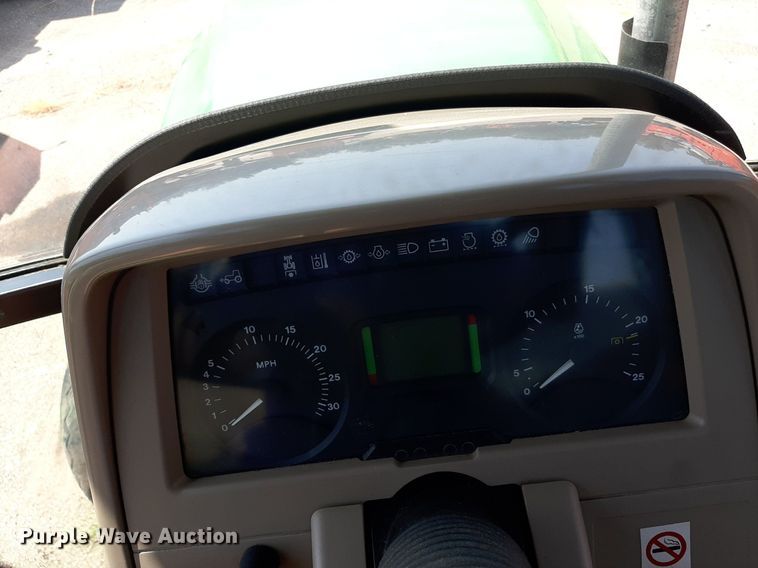 image for item OF9420 2007 John Deere 6415  tractor