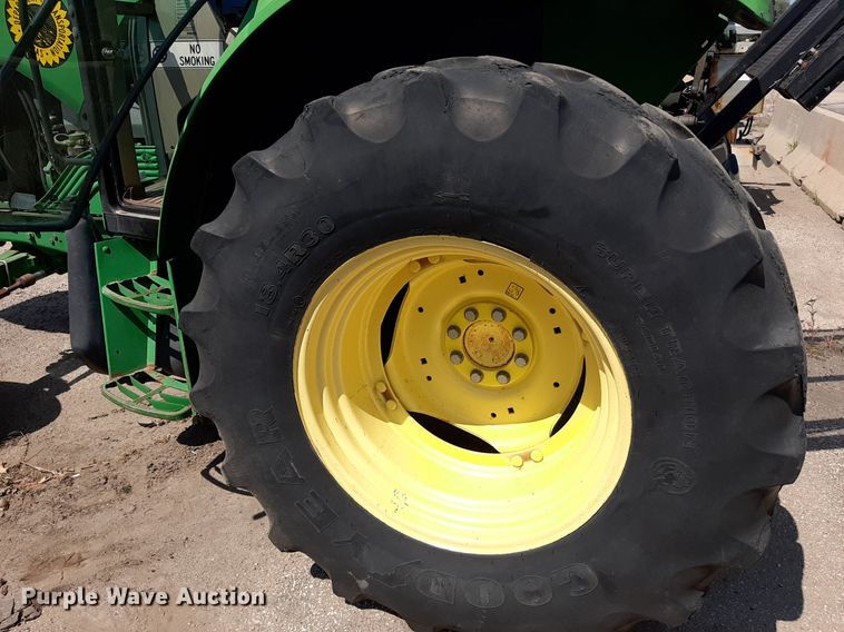 image for item OF9420 2007 John Deere 6415  tractor