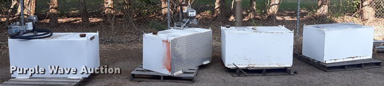 image for item OF9422 (7) auxiliary fuel tanks