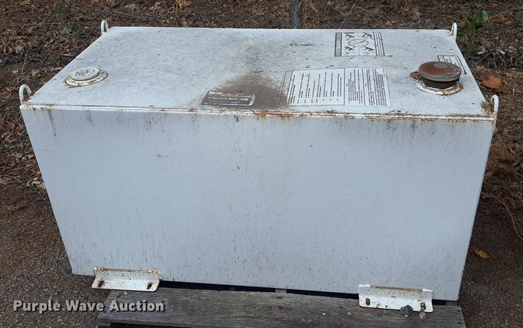image for item OF9422 (7) auxiliary fuel tanks