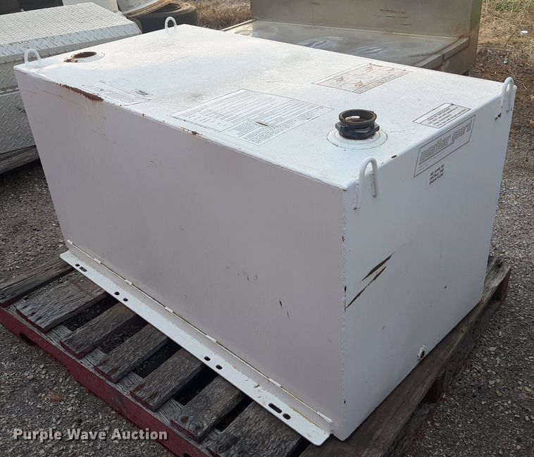 image for item OF9422 (7) auxiliary fuel tanks