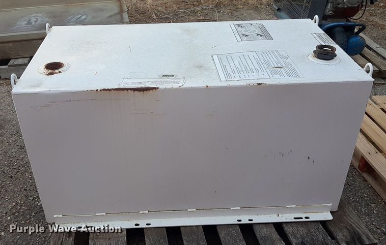 image for item OF9422 (7) auxiliary fuel tanks