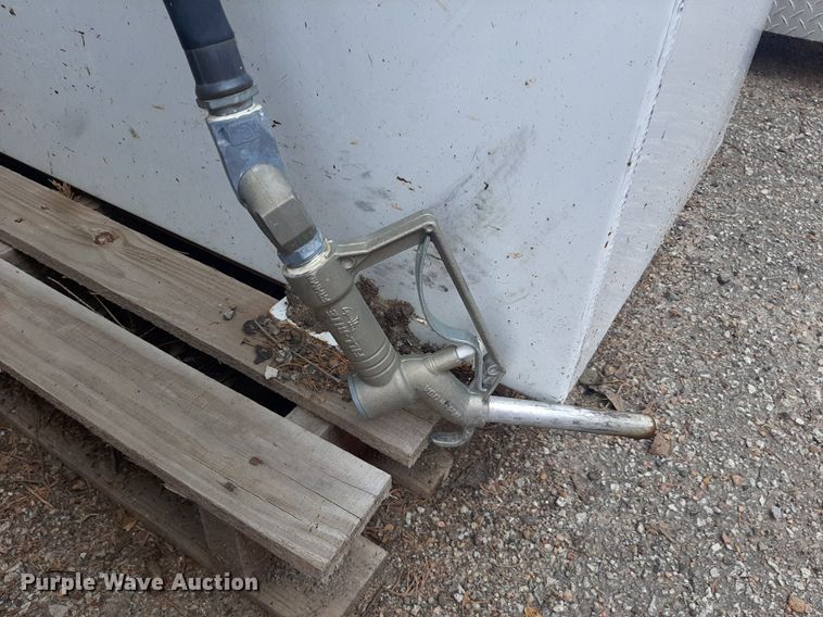 image for item OF9422 (7) auxiliary fuel tanks