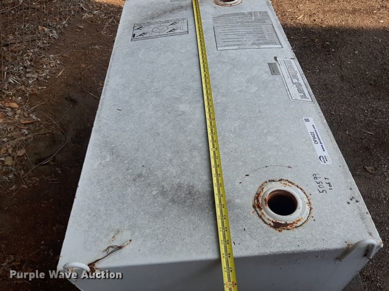 image for item OF9422 (7) auxiliary fuel tanks