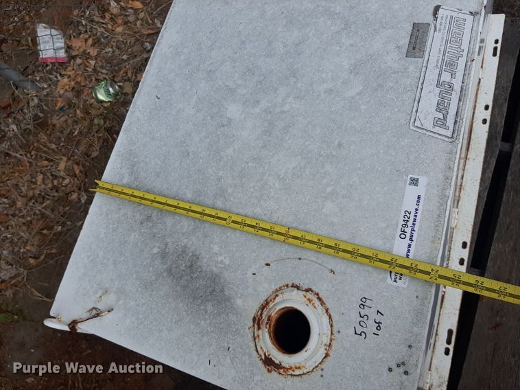 image for item OF9422 (7) auxiliary fuel tanks