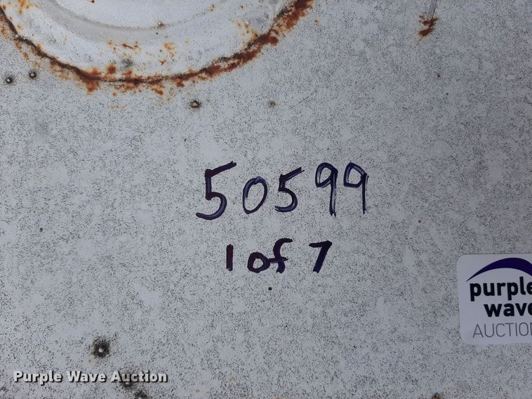 image for item OF9422 (7) auxiliary fuel tanks