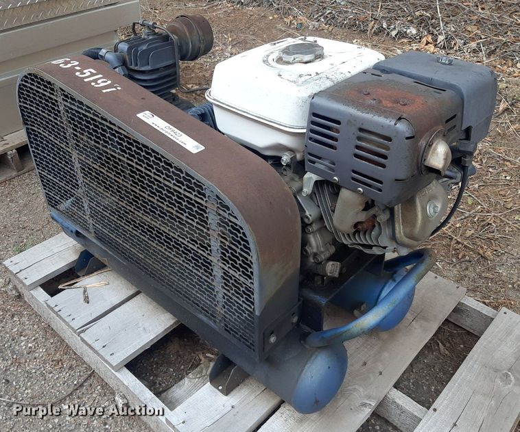 image for item OF9423 2007 Puma TUE-8008G  air compressor