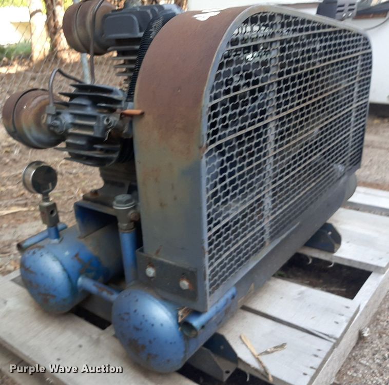 image for item OF9423 2007 Puma TUE-8008G  air compressor