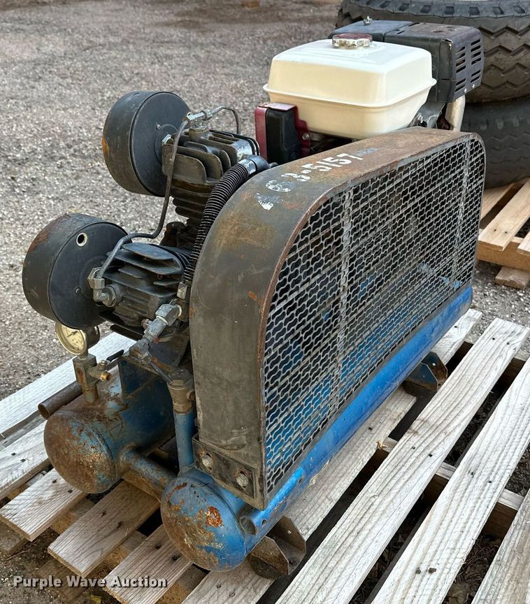 image for item OF9425 2007 Puma TUE-8008G  air compressor