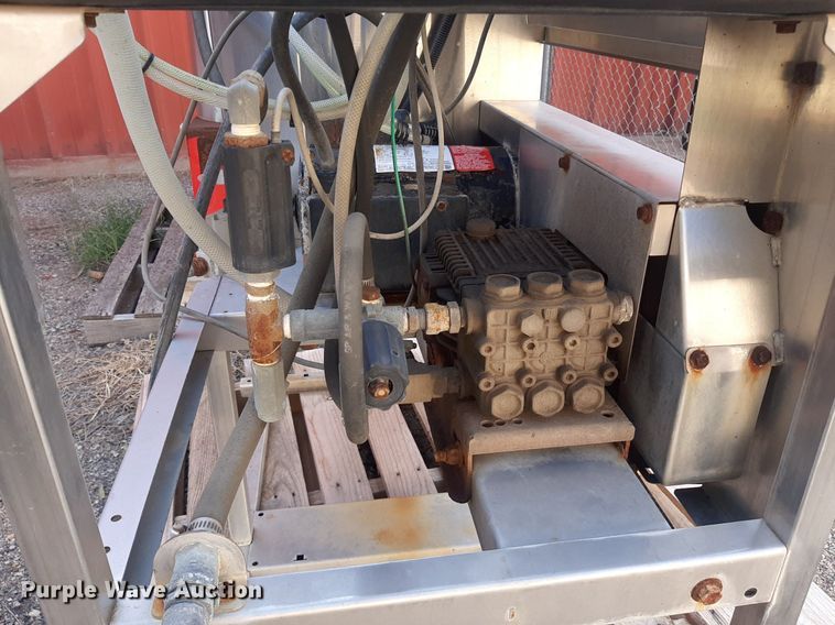 image for item OF9427 2015 Hydro Tek HN20004E2G  hot pressure washer