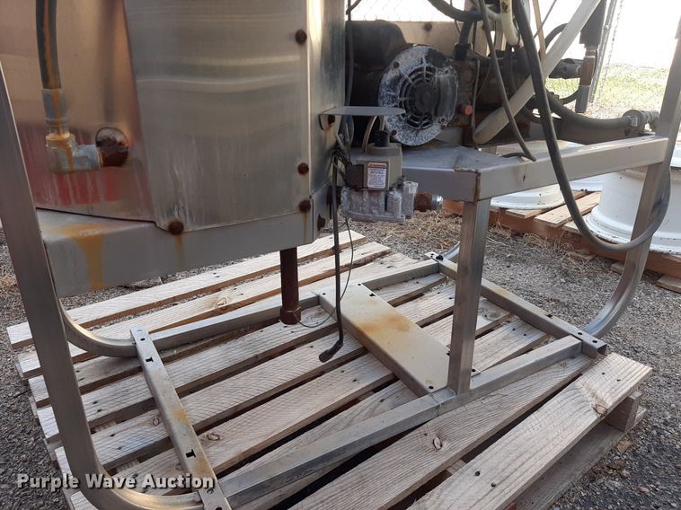 image for item OF9427 2015 Hydro Tek HN20004E2G  hot pressure washer