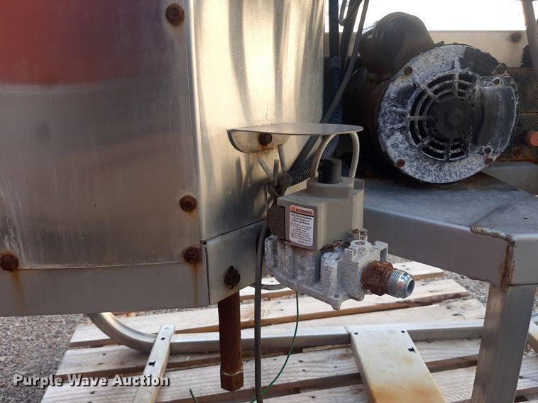 image for item OF9427 2015 Hydro Tek HN20004E2G  hot pressure washer