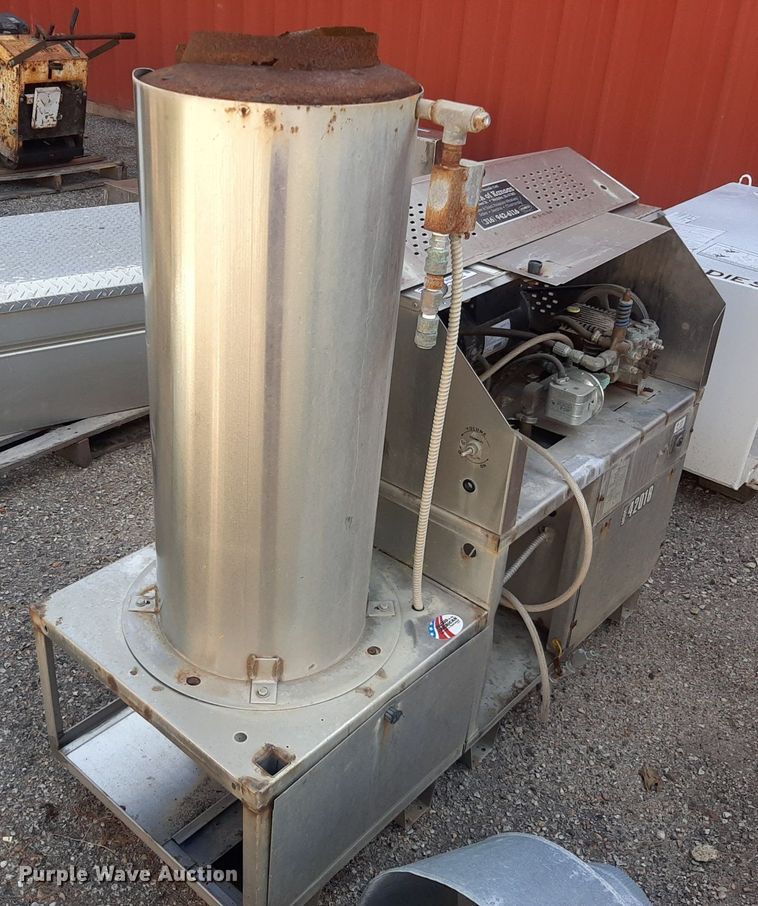 image for item OF9428 2013 Alkota 4201B-NG-UL  hot pressure washer