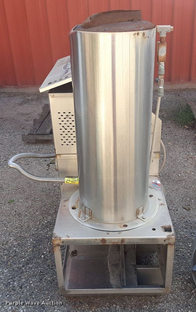 image for item OF9428 2013 Alkota 4201B-NG-UL  hot pressure washer