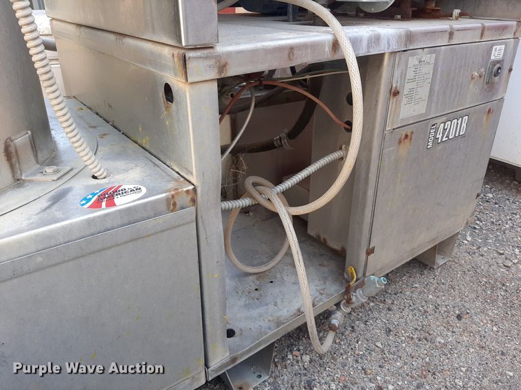 image for item OF9428 2013 Alkota 4201B-NG-UL  hot pressure washer