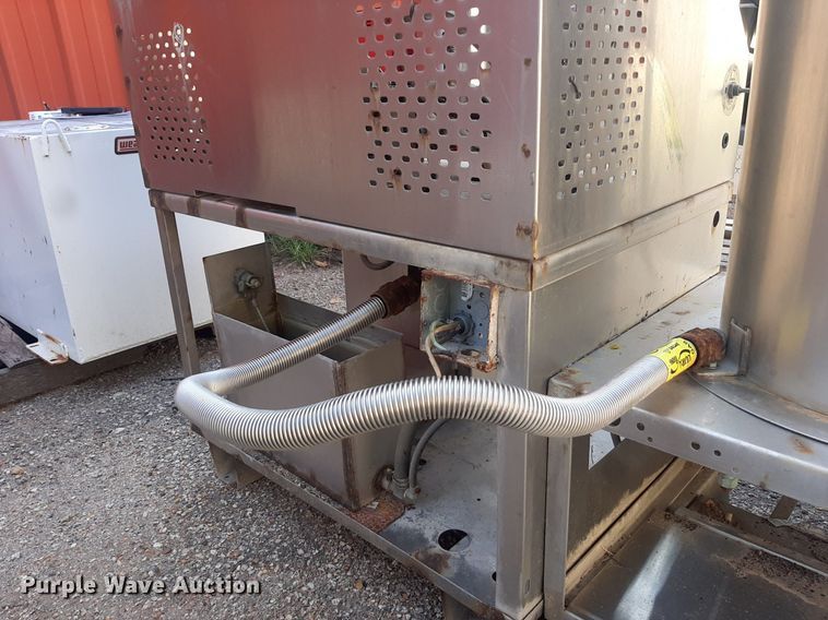 image for item OF9428 2013 Alkota 4201B-NG-UL  hot pressure washer