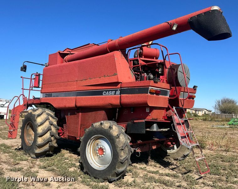 image for item DH1806 Case IH 2188  RWA combine