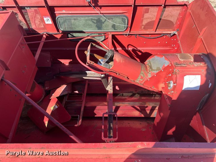 image for item DH1806 Case IH 2188  RWA combine