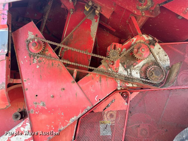 image for item DH1806 Case IH 2188  RWA combine