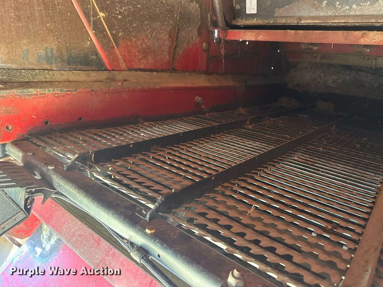 image for item DH1806 Case IH 2188  RWA combine