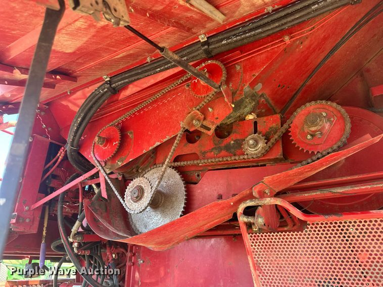 image for item DH1806 Case IH 2188  RWA combine