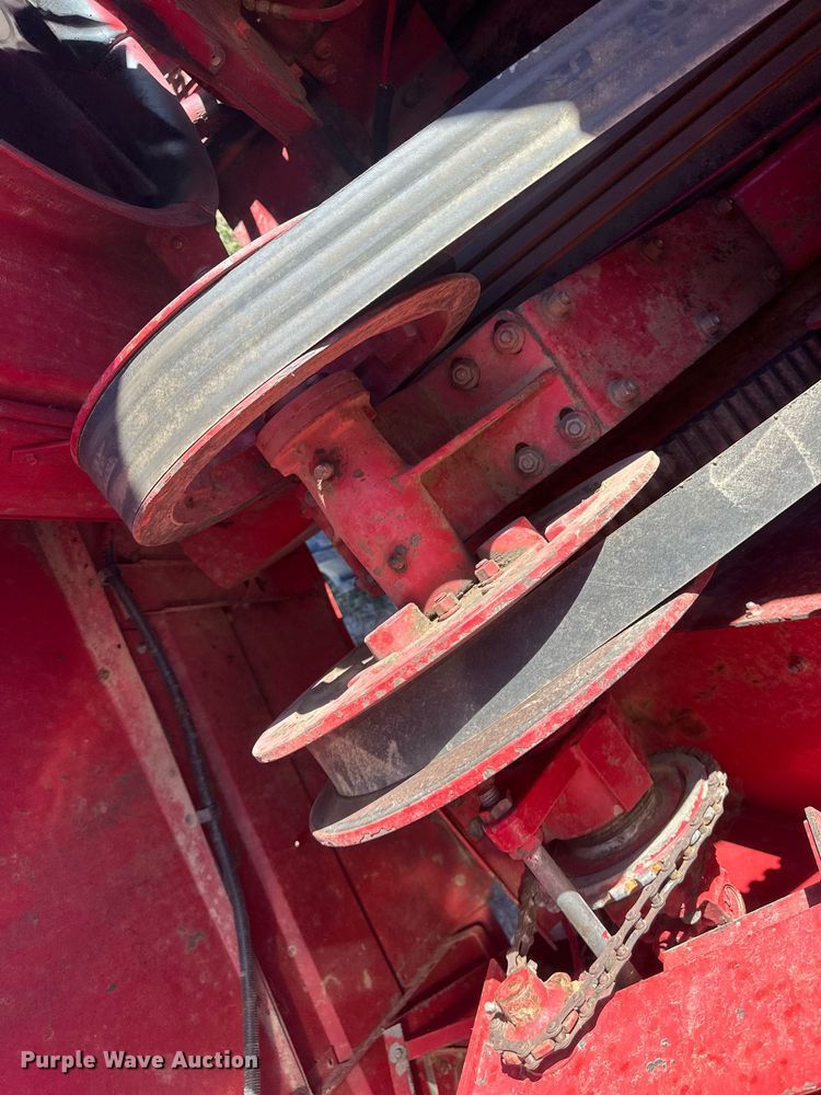 image for item DH1806 Case IH 2188  RWA combine