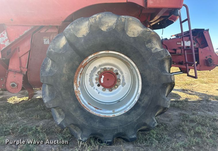 image for item DH1806 Case IH 2188  RWA combine