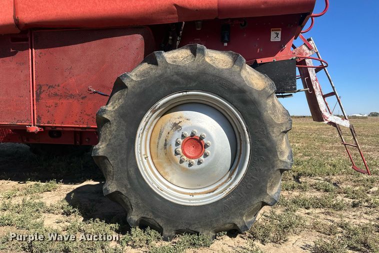 image for item DH1806 Case IH 2188  RWA combine